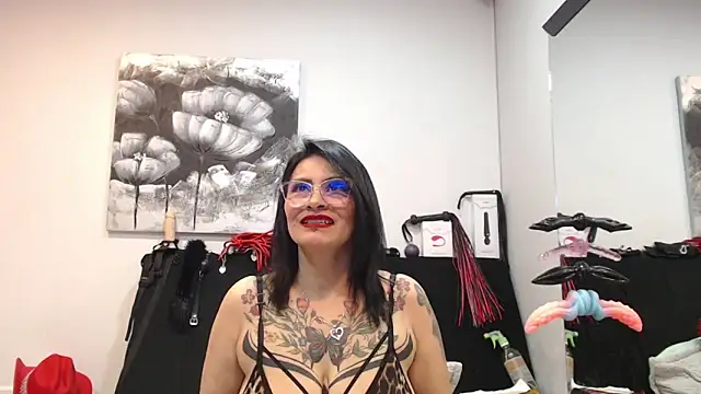 DonnaJoness online show from March 6, 2026, 8:37 pm