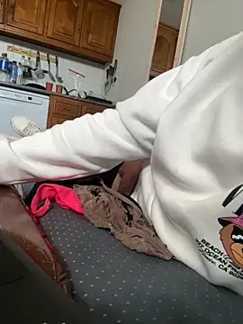 Snapshot of Snakes131 chatting on October 6, 2025, 10:05 am Snakes131 online show from October 6, 2025, 10:05 am