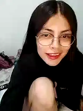 Snapshot of Kylie_Rivers chatting on October 1, 2025, 11:30 pm Kylie Rivers online show from October 1, 2025, 11:30 pm