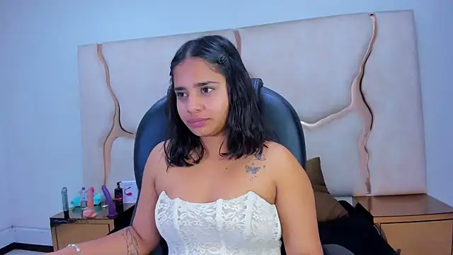 Snapshot of ScarletDoll chatting on December 4, 2025, 4:55 am ScarletDoll online show from December 4, 2025, 4:55 am