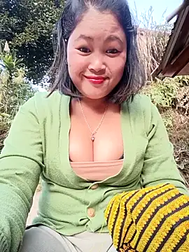 maycuc123 online show from December 20, 2025, 1:08 am