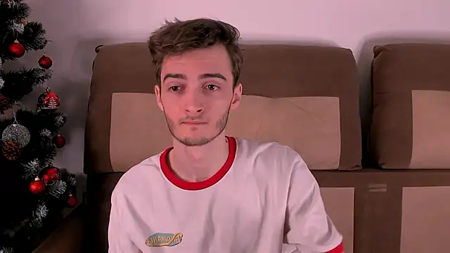 Snapshot of spider____man chatting on December 17, 2025, 4:34 pm spider man online show from December 17, 2025, 4:34 pm