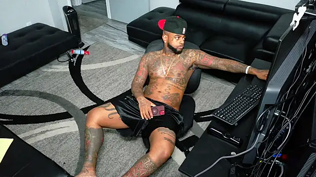 SLANGONDEMHOES online show from January 12, 2026, 10:58 pm