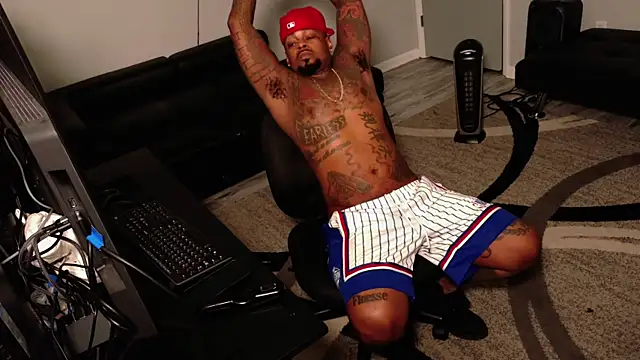 SLANGONDEMHOES online show from May 11, 2026, 3:07 pm