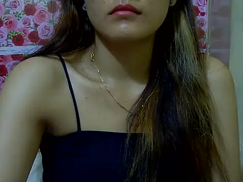 Snapshot of Amira90 chatting on September 14, 2025, 12:44 am Amira90 online show from September 14, 2025, 12:44 am