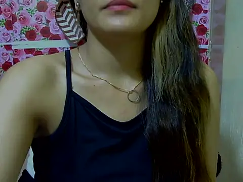 Snapshot of Amira90 chatting on September 12, 2025, 9:58 pm Amira90 online show from September 12, 2025, 9:58 pm