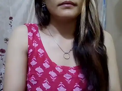 Snapshot of Amira90 chatting on October 4, 2025, 6:26 am Amira90 online show from October 4, 2025, 6:26 am