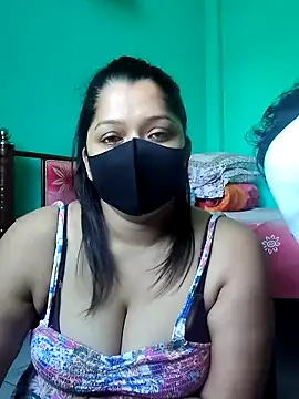 Snapshot of Hottie_couple69 chatting on October 9, 2025, 8:26 am Hottie couple69 online show from October 9, 2025, 8:26 am