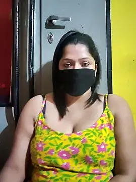 Hottie couple69 online show from November 16, 2025, 12:10 pm