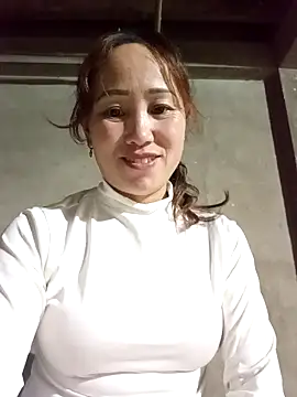 Snapshot of Fienjr chatting on October 20, 2025, 12:38 pm Fienjr online show from October 20, 2025, 12:38 pm