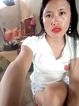 Snapshot of rubi_bae chatting on March 25, 2026, 4:45 am rubi bae online show from March 25, 2026, 4:45 am