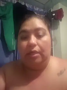 Snapshot of curvy_diva_ chatting on September 17, 2025, 3:30 am curvy diva online show from September 17, 2025, 3:30 am