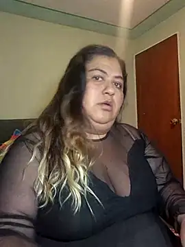 Snapshot of curvy_diva_ chatting on February 26, 2026, 2:44 am curvy diva online show from February 26, 2026, 2:44 am