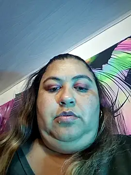 Snapshot of curvy_diva_ chatting on February 20, 2026, 9:44 am curvy diva online show from February 20, 2026, 9:44 am