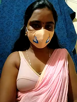 Snapshot of mini-queen chatting on September 18, 2025, 6:33 pm mini-queen online show from September 18, 2025, 6:33 pm