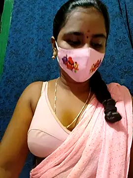 Snapshot of mini-queen chatting on September 11, 2025, 4:18 pm mini-queen online show from September 11, 2025, 4:18 pm