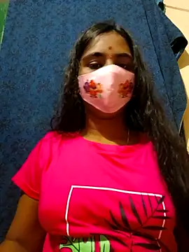 Snapshot of mini-queen chatting on September 30, 2025, 12:55 pm mini-queen online show from September 30, 2025, 12:55 pm