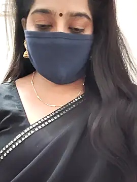 Snapshot of saritha29 chatting on July 18, 2026, 4:59 pm saritha29 online show from July 18, 2026, 4:59 pm