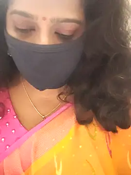 saritha29 online show from October 18, 2025, 5:26 pm