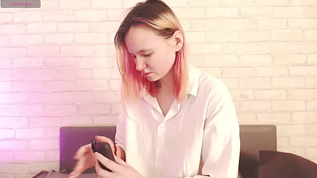 Snapshot of Ericha_Stone chatting on March 20, 2026, 1:39 am Ericha Stone online show from March 20, 2026, 1:39 am