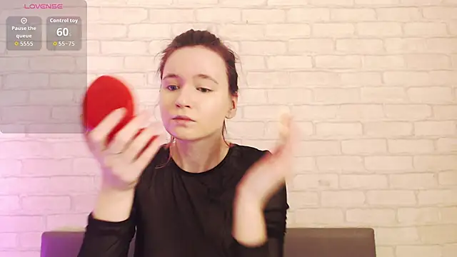 Snapshot of Ericha_Stone chatting on April 11, 2026, 1:24 am Ericha Stone online show from April 11, 2026, 1:24 am