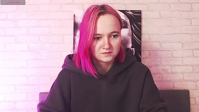 Ericha Stone online show from September 27, 2025, 1:34 am