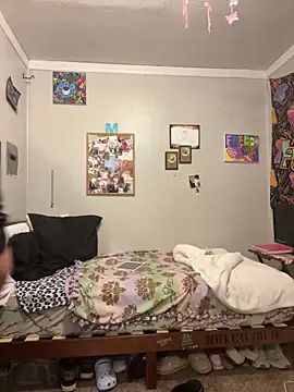 StylishEchium online show from February 13, 2026, 7:14 pm