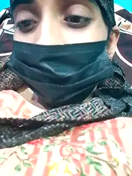 Pahadi couple online show from October 16, 2025, 4:37 pm