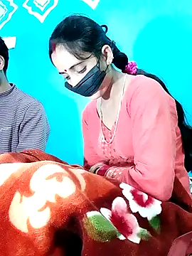 Pahadi couple online show from November 8, 2025, 6:44 pm