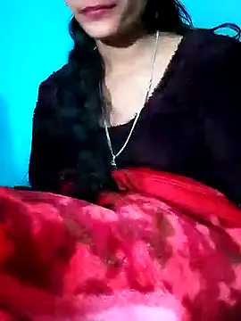 Pahadi couple online show from November 13, 2025, 5:39 pm