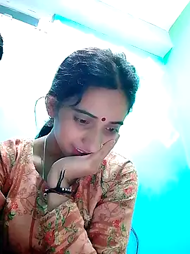 Pahadi couple online show from October 11, 2025, 10:38 am