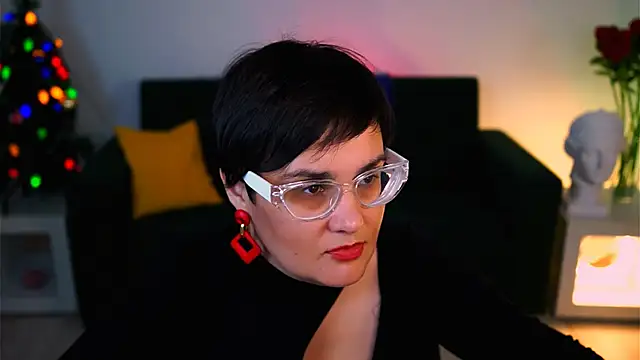 Snapshot of LauraDavidsons chatting on January 10, 2026, 5:41 pm LauraDavidsons online show from January 10, 2026, 5:41 pm