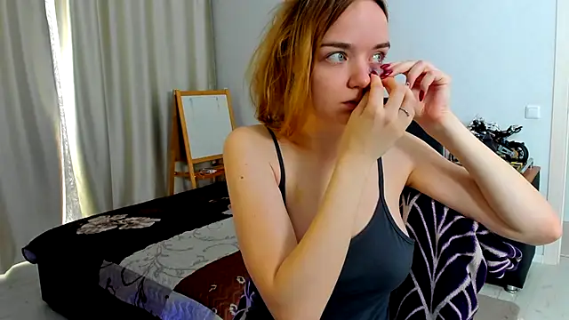 Snapshot of JanetShy chatting on September 11, 2025, 7:08 am JanetShy online show from September 11, 2025, 7:08 am