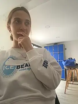 Snapshot of Emilywillis8 chatting on October 18, 2025, 1:13 pm Emilywillis8 online show from October 18, 2025, 1:13 pm