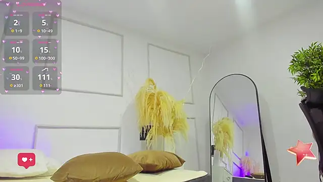 Snapshot of Emilywillis8 chatting on November 22, 2025, 1:32 pm Emilywillis8 online show from November 22, 2025, 1:32 pm