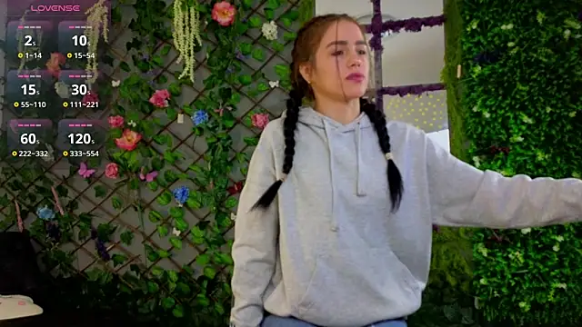 Snapshot of baby_nyco chatting on October 14, 2025, 5:02 pm baby nyco online show from October 14, 2025, 5:02 pm