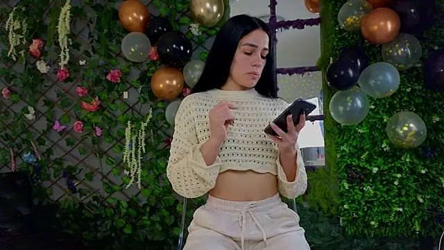 Snapshot of baby_nyco chatting on November 2, 2025, 3:39 pm baby nyco online show from November 2, 2025, 3:39 pm