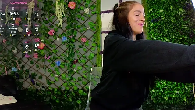 Snapshot of baby_nyco chatting on October 12, 2025, 4:52 pm baby nyco online show from October 12, 2025, 4:52 pm