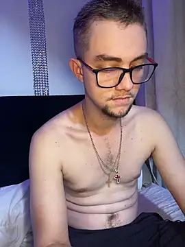 Snapshot of VeronicaSaenzx chatting on April 10, 2026, 12:50 am VeronicaSaenzx online show from April 10, 2026, 12:50 am