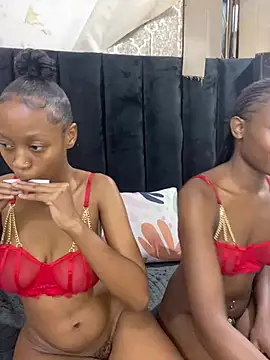 SexyPetitex25 online show from February 22, 2026, 8:43 pm