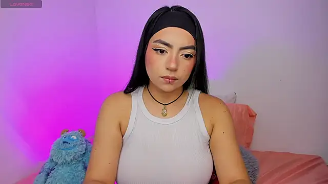 Snapshot of sammy_bunny1 chatting on November 30, 2025, 5:08 am sammy bunny1 online show from November 30, 2025, 5:08 am