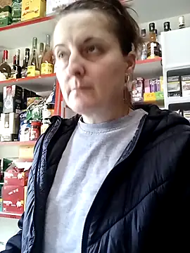 Fluturas2 online show from November 3, 2025, 10:52 am