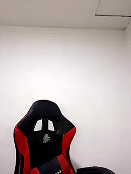 Snapshot of cristopher_wallacee chatting on November 24, 2025, 11:16 pm cristopher wallacee online show from November 24, 2025, 11:16 pm