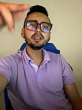 Snapshot of cristopher_wallacee chatting on October 16, 2025, 9:34 pm cristopher wallacee online show from October 16, 2025, 9:34 pm