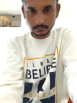 onlymasti00 online show from December 3, 2025, 8:14 am