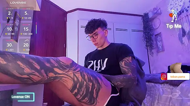 estebandi do online show from November 29, 2025, 2:12 am