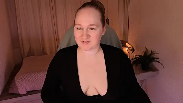 Snapshot of Kitty_Rest_ chatting on May 20, 2026, 1:19 pm Kitty Rest online show from May 20, 2026, 1:19 pm