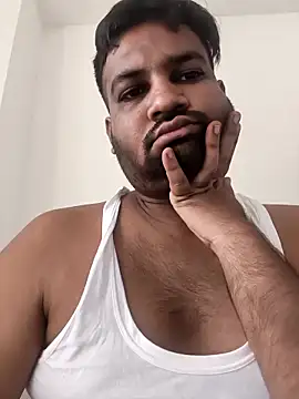 vinay smalldick online show from May 11, 2026, 11:33 am