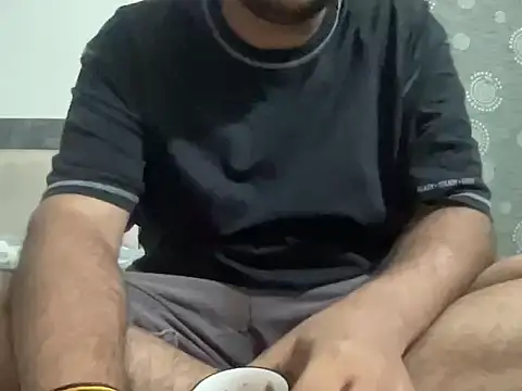 chiikuloveu online show from March 5, 2026, 5:20 pm