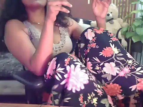 shaalu sharma online show from December 16, 2025, 11:36 am